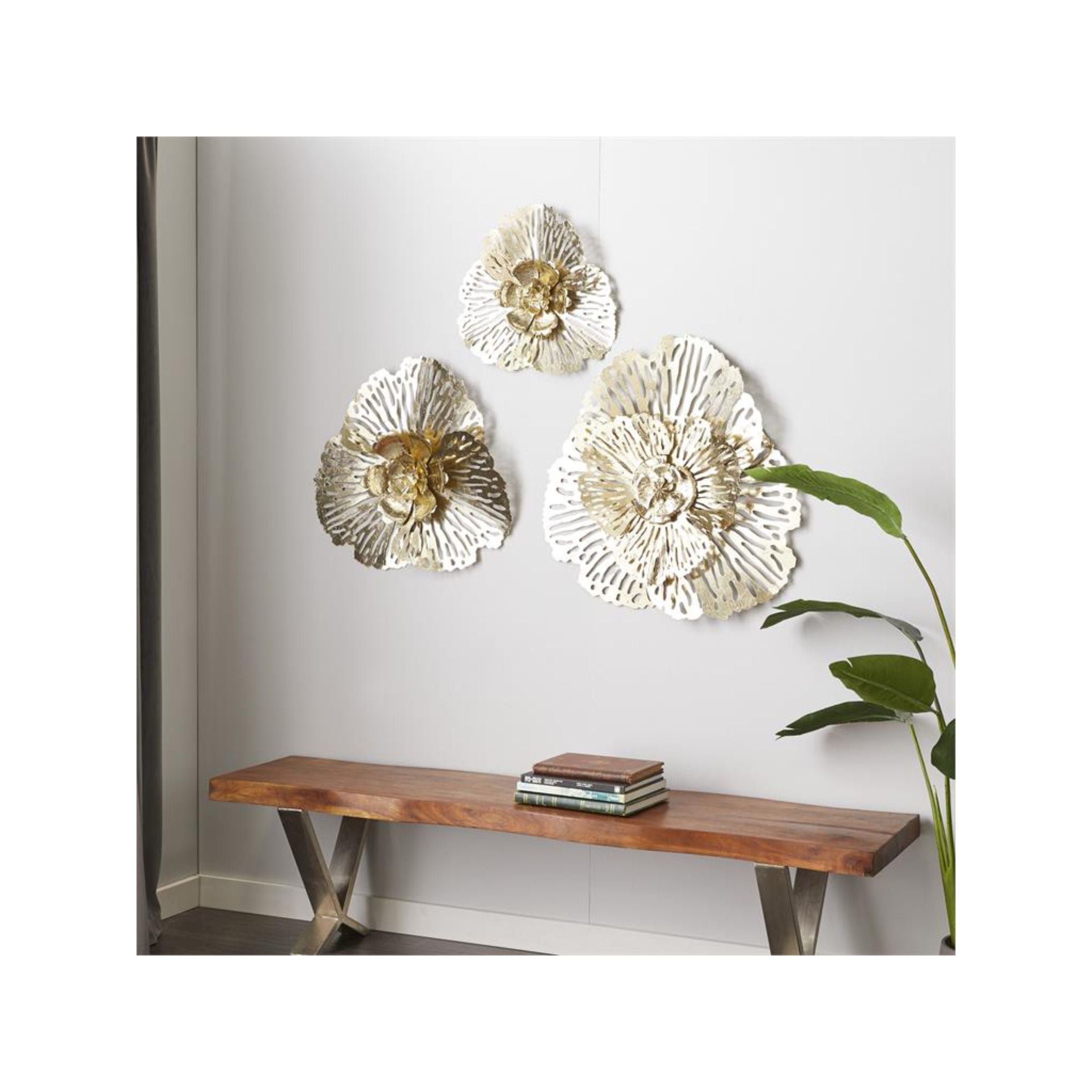 Set of 3 Gold Metal Flowers Wall Decor 18/24/29"H