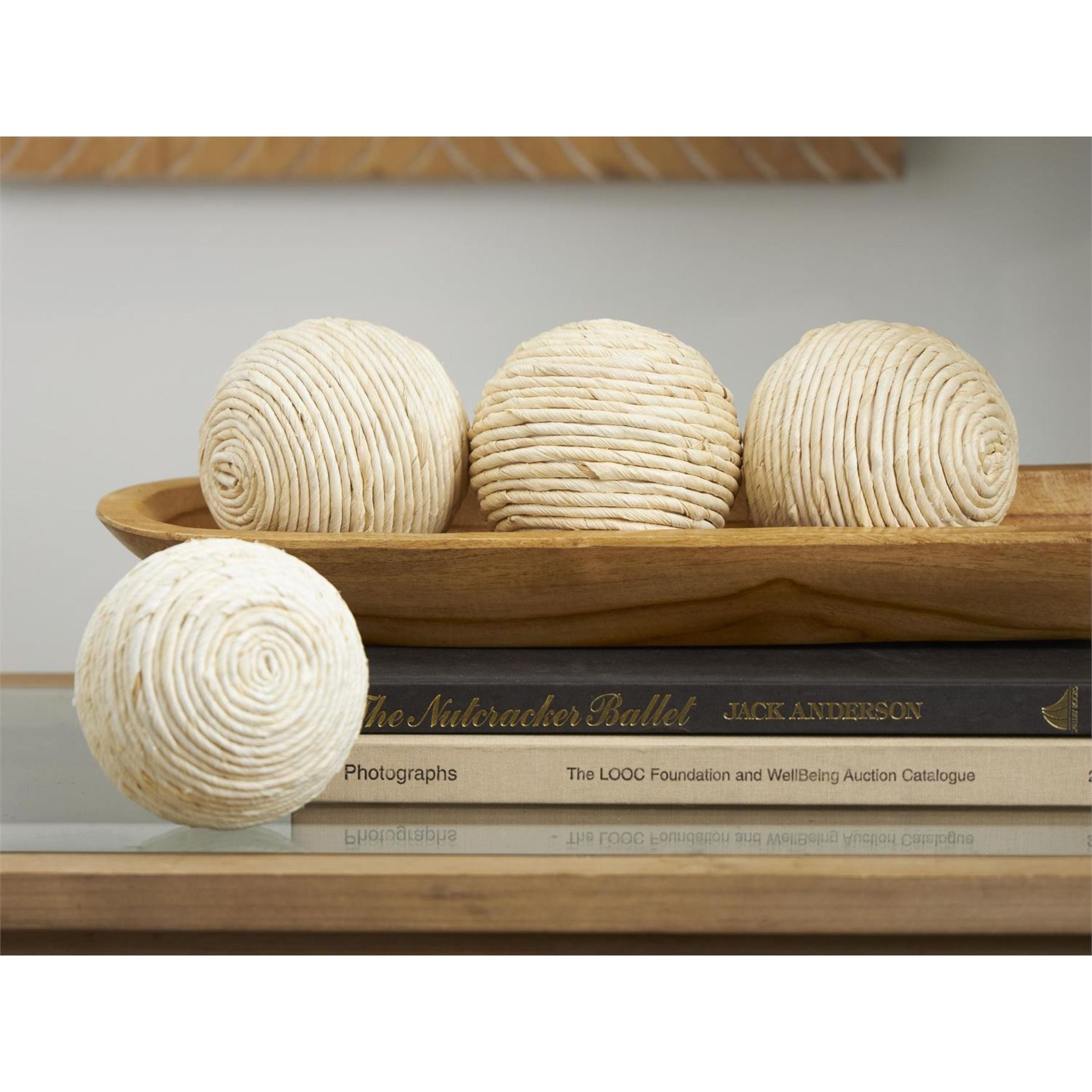 Set of 4 Cream Raffia Orbs 4"