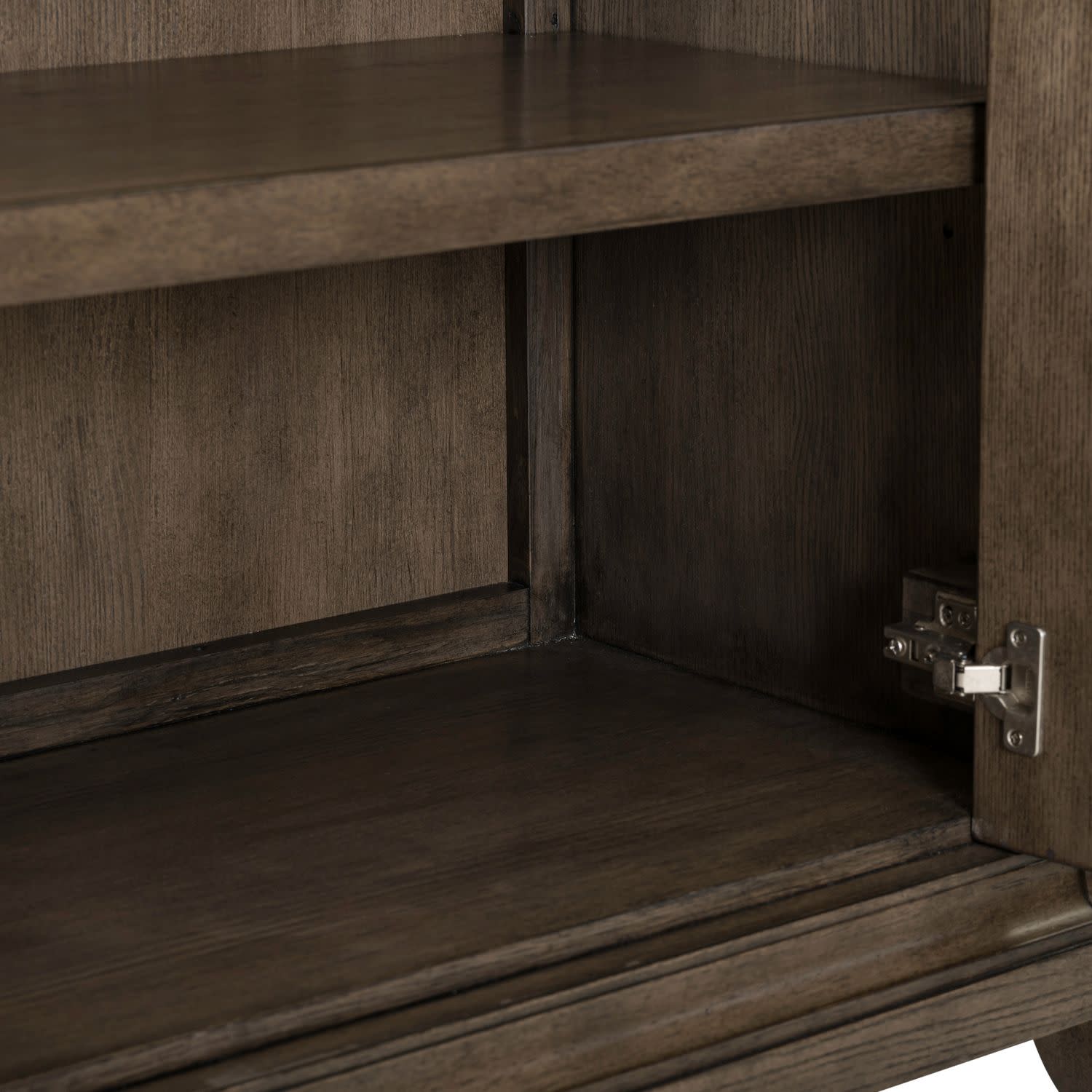 Marilyn Lexington 2 Door Cabinet