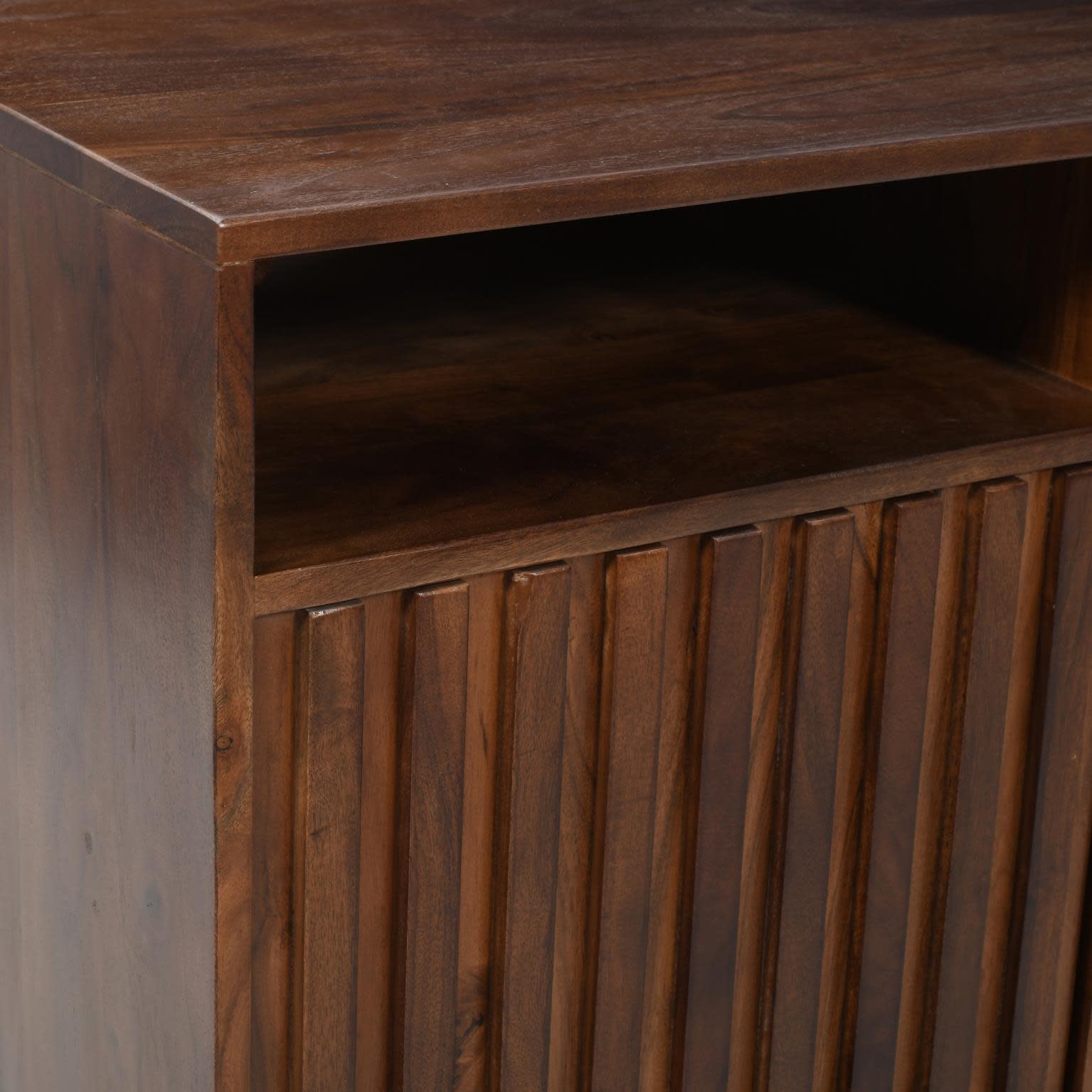 Essential Rylan 50" Console