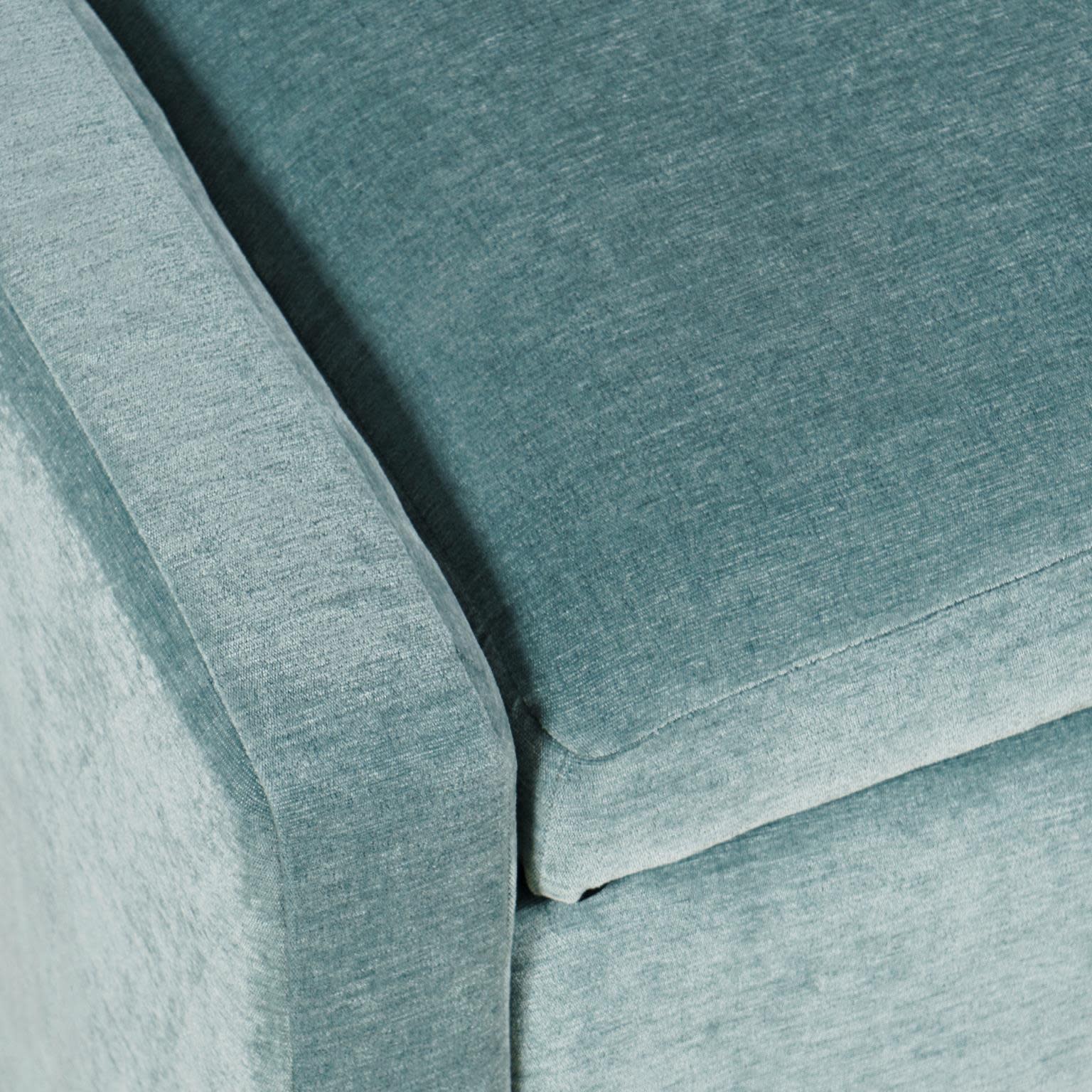 Madix Storage Bench