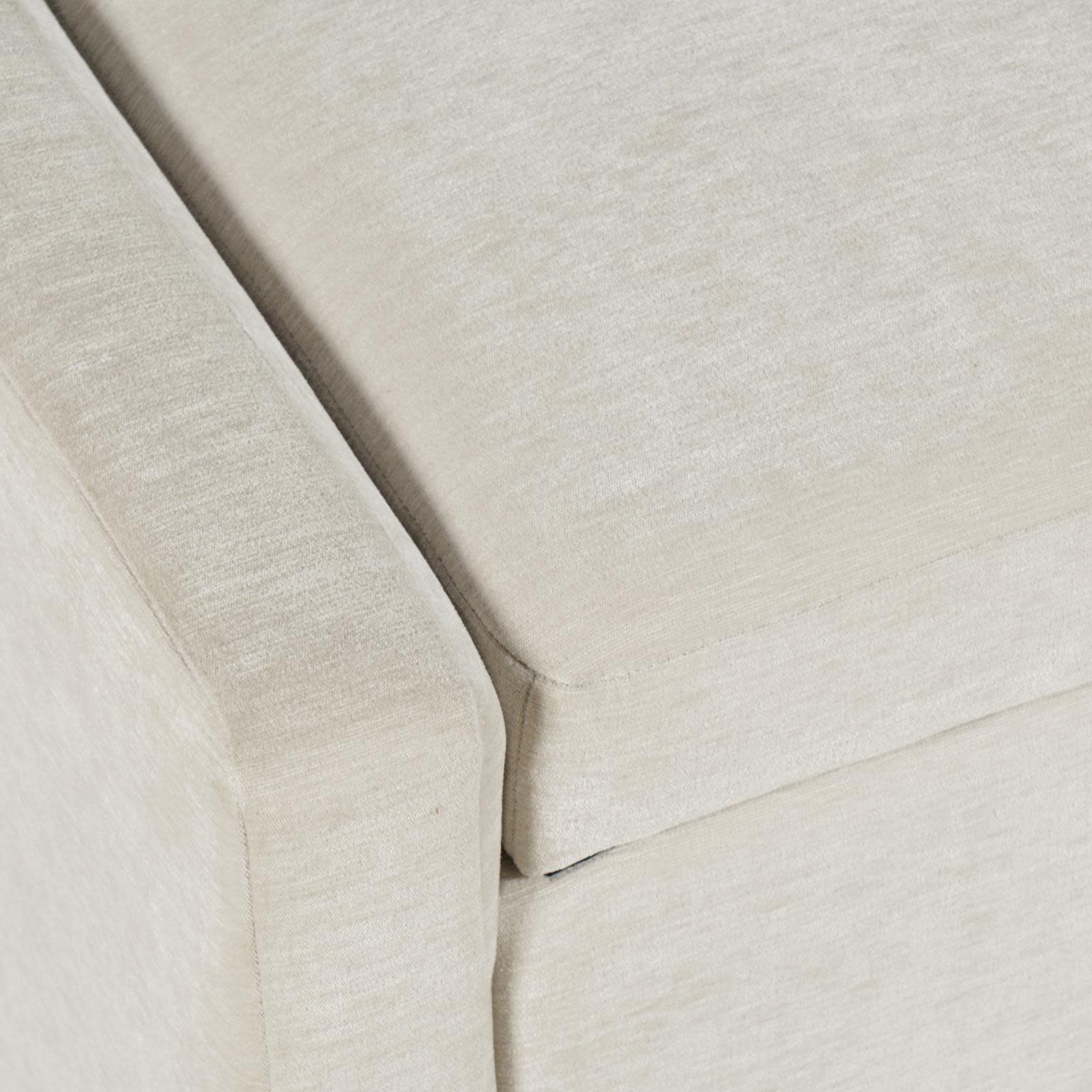 Madix Storage Bench