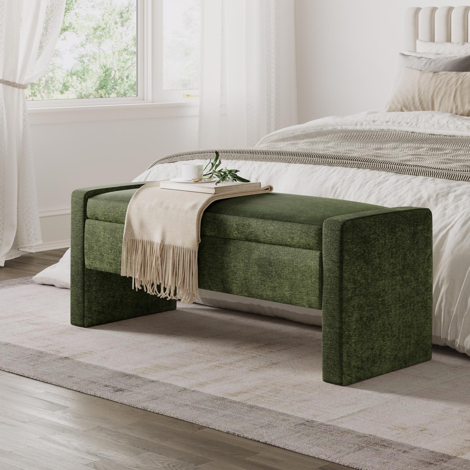 Madix Storage Bench
