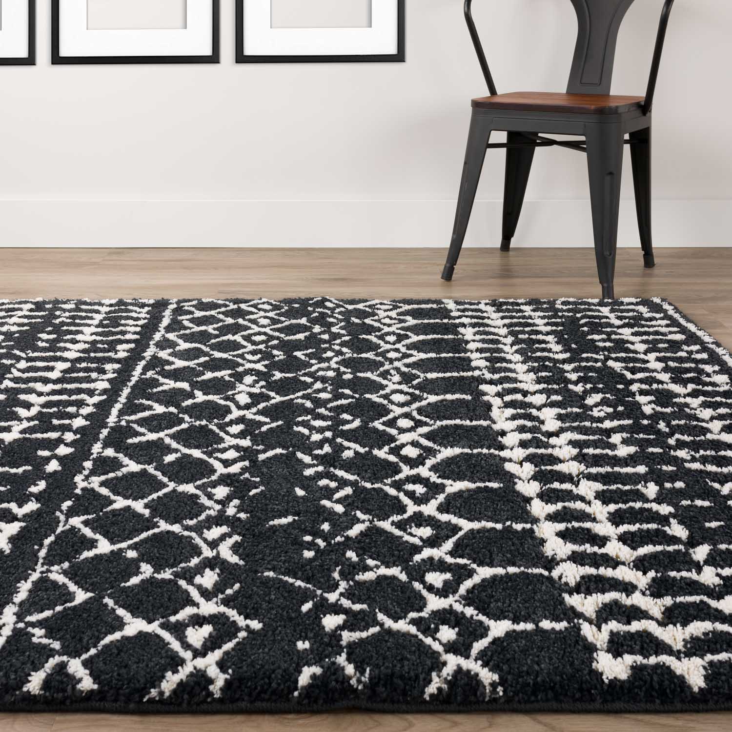 Marquee Midnight/Ivory Area Rug 9'10"W x 13'2"L