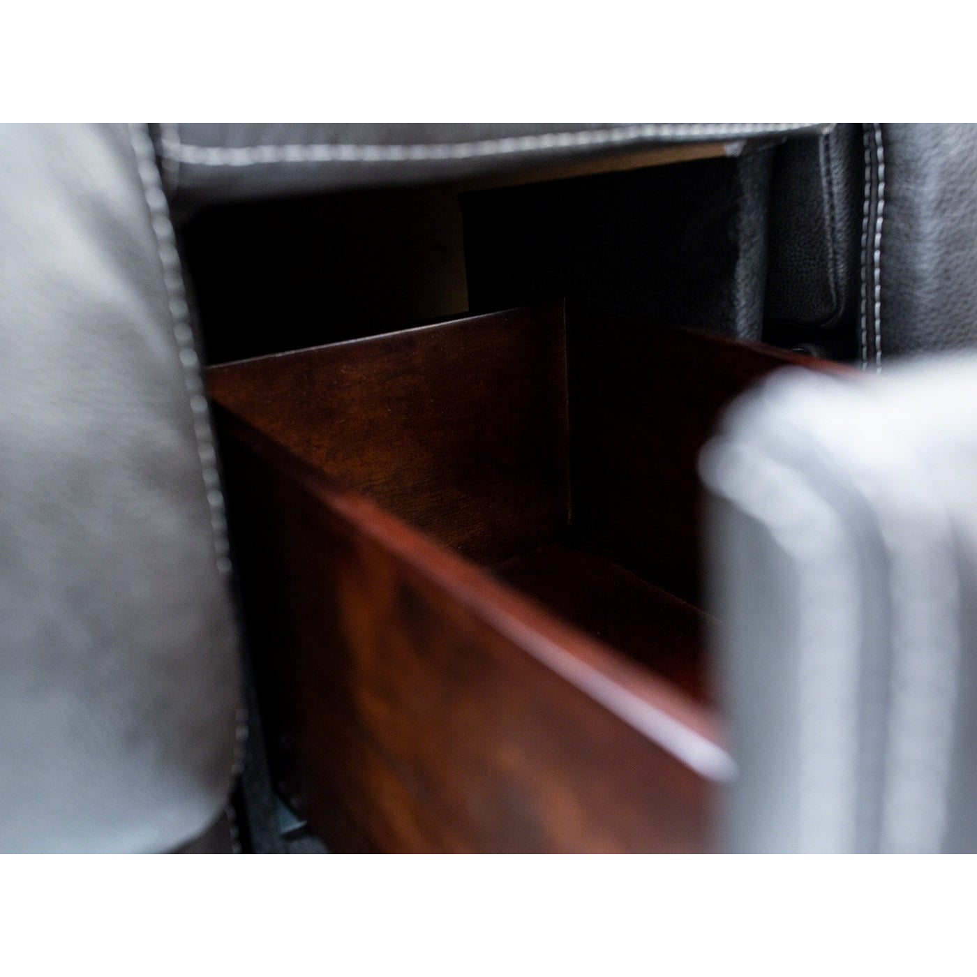 Placier Leather Power Headrest Console Reclining Loveseat in Charcoal