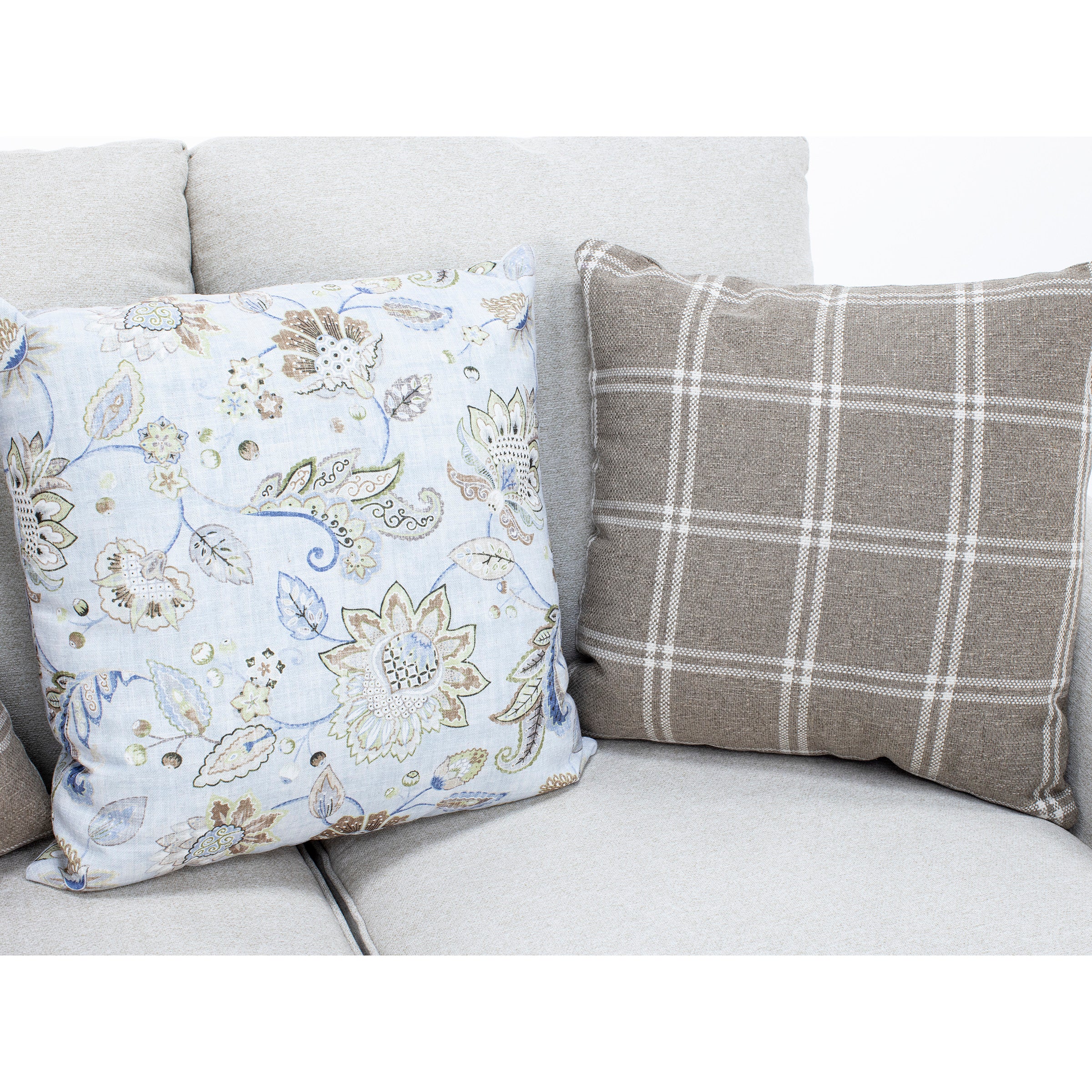 Magnolia Loveseat