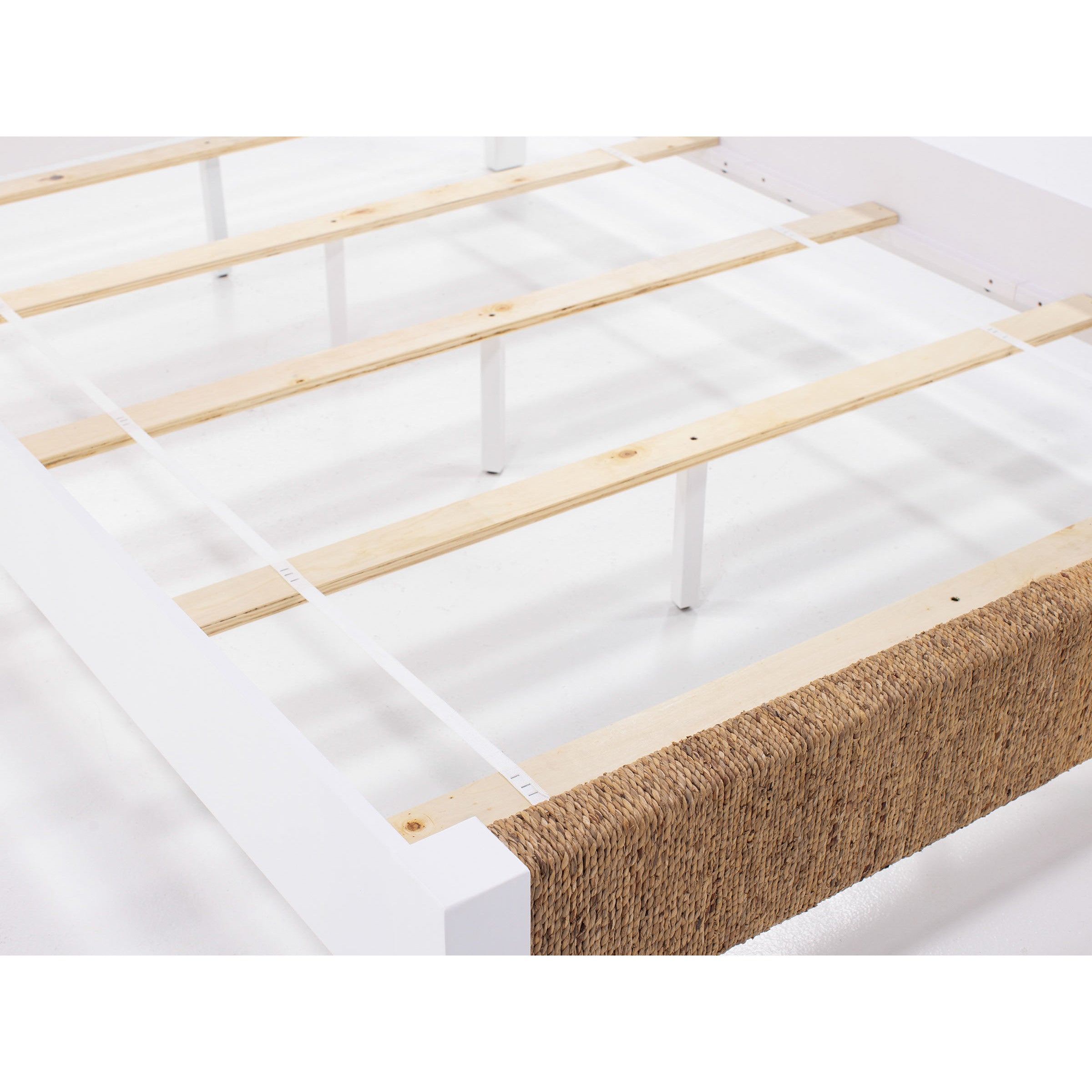 Waverly Woven Bed