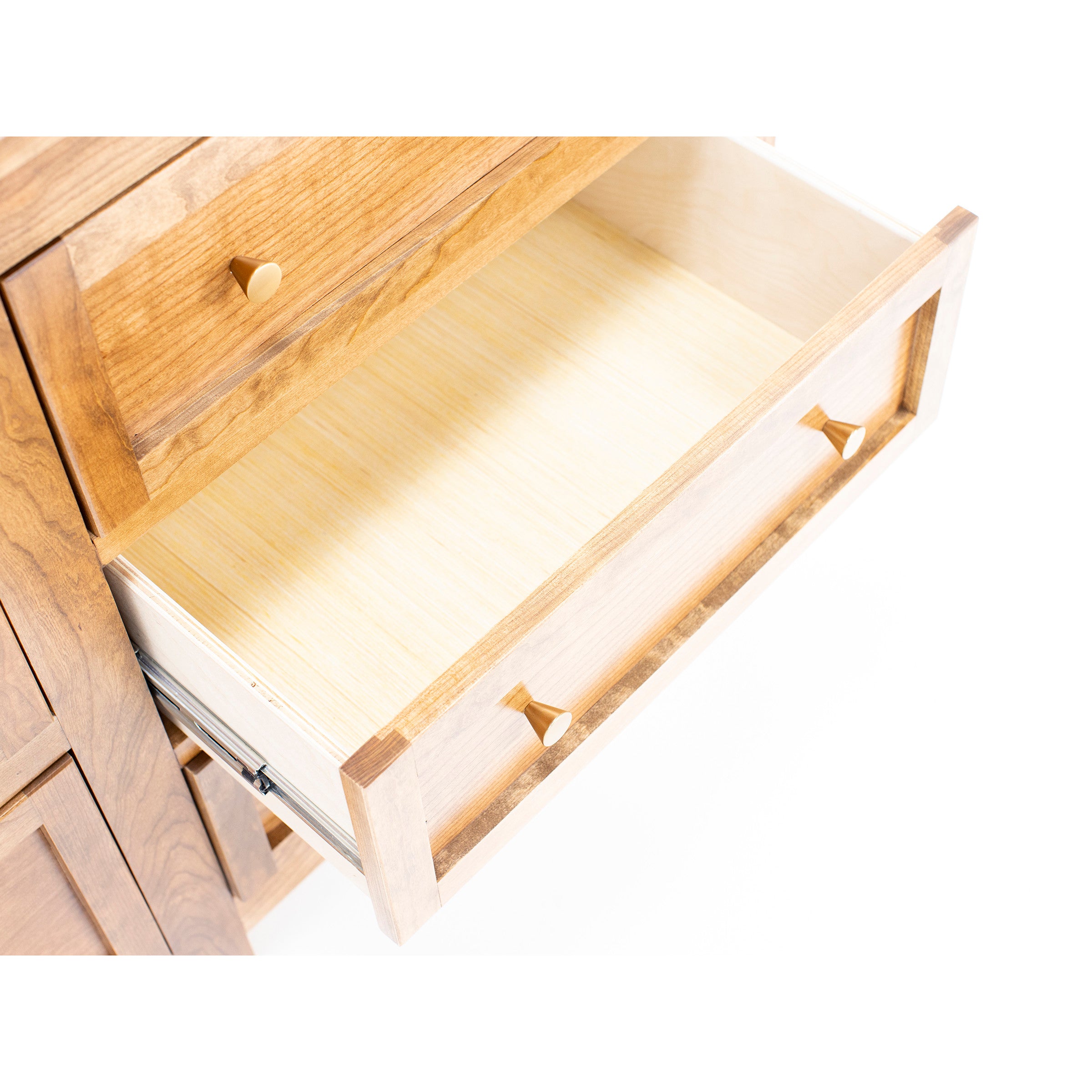 Witmer Taylor J 8 Drawer Dresser In #14