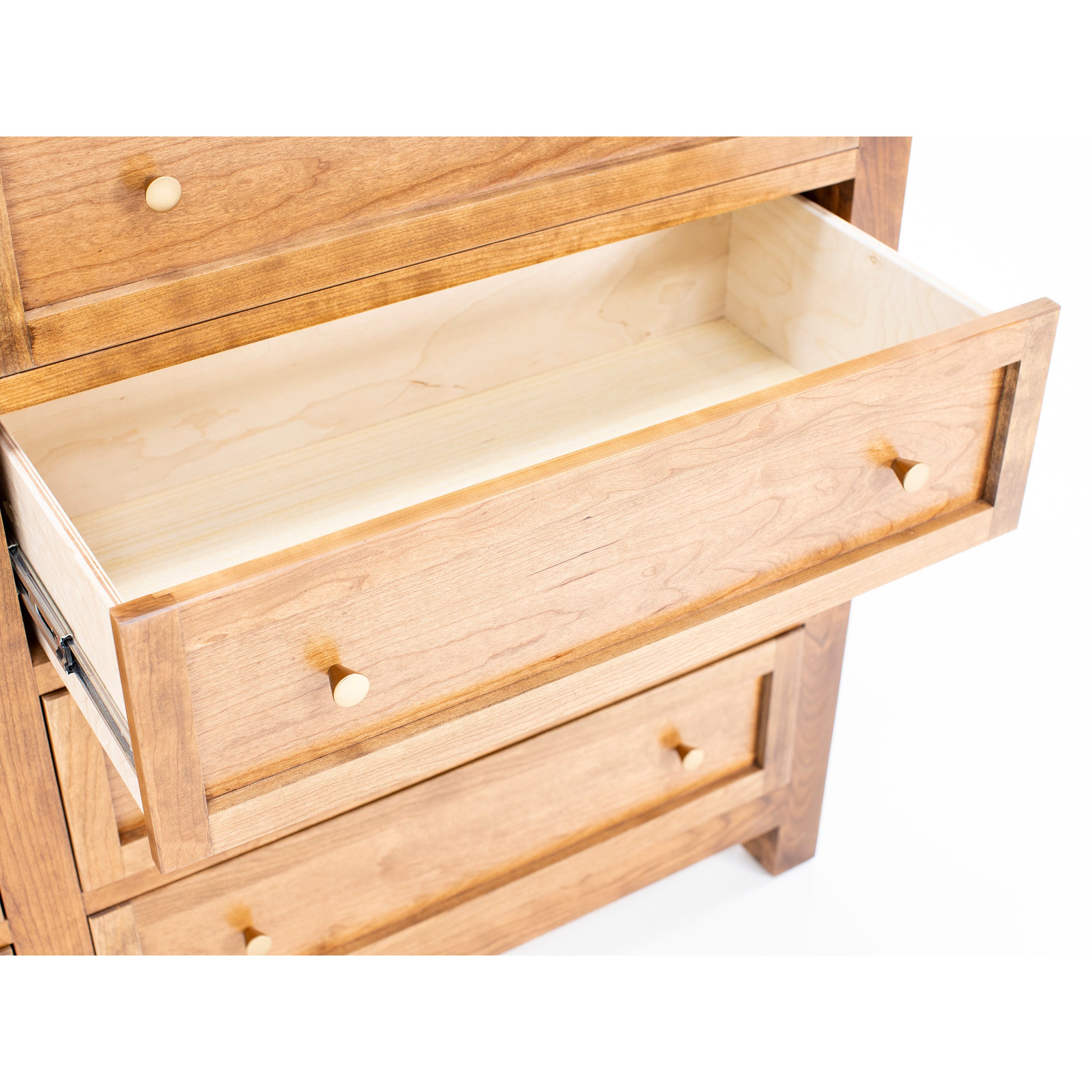 Witmer Taylor J Traditional 8 Drawer Dresser In #14