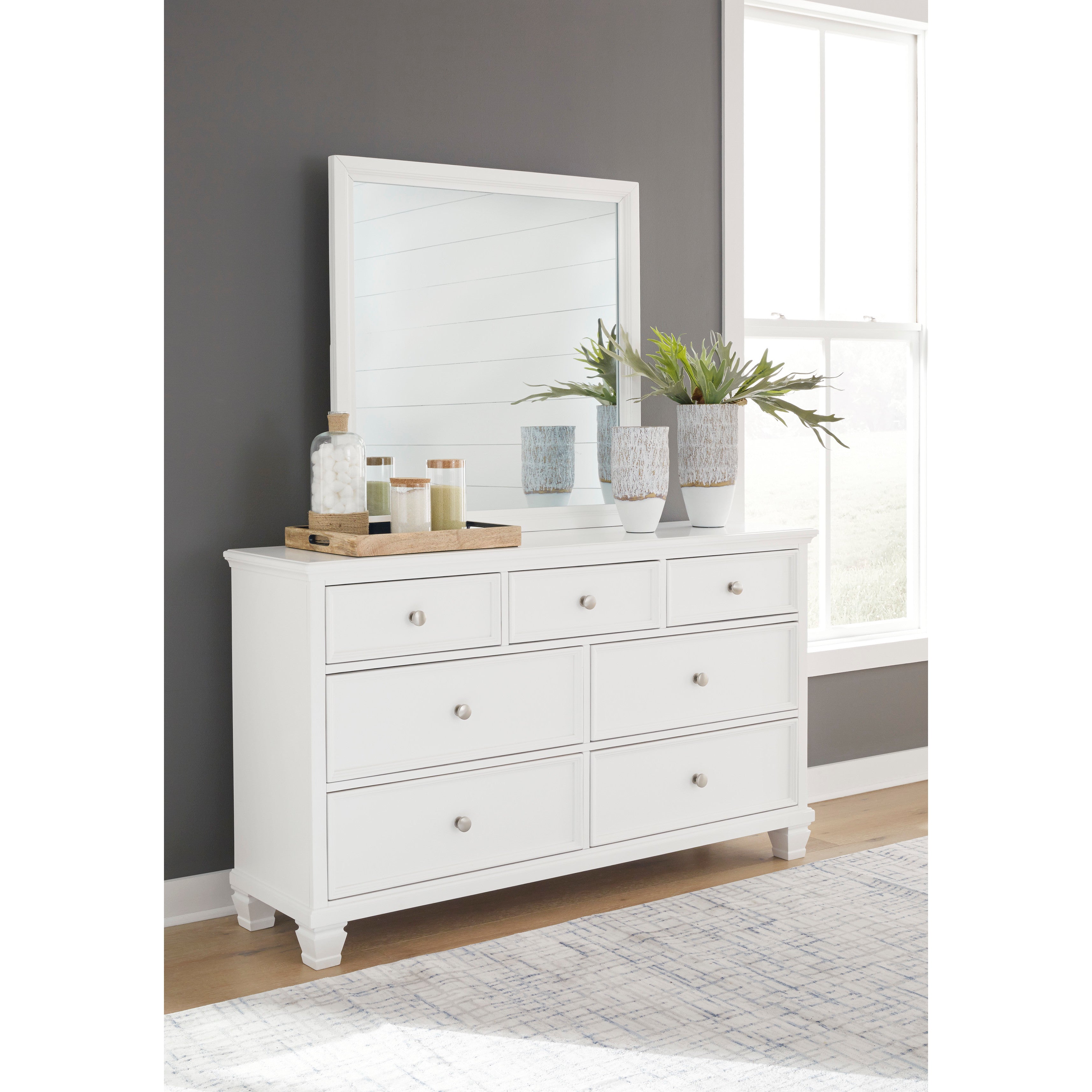 Austin Dresser