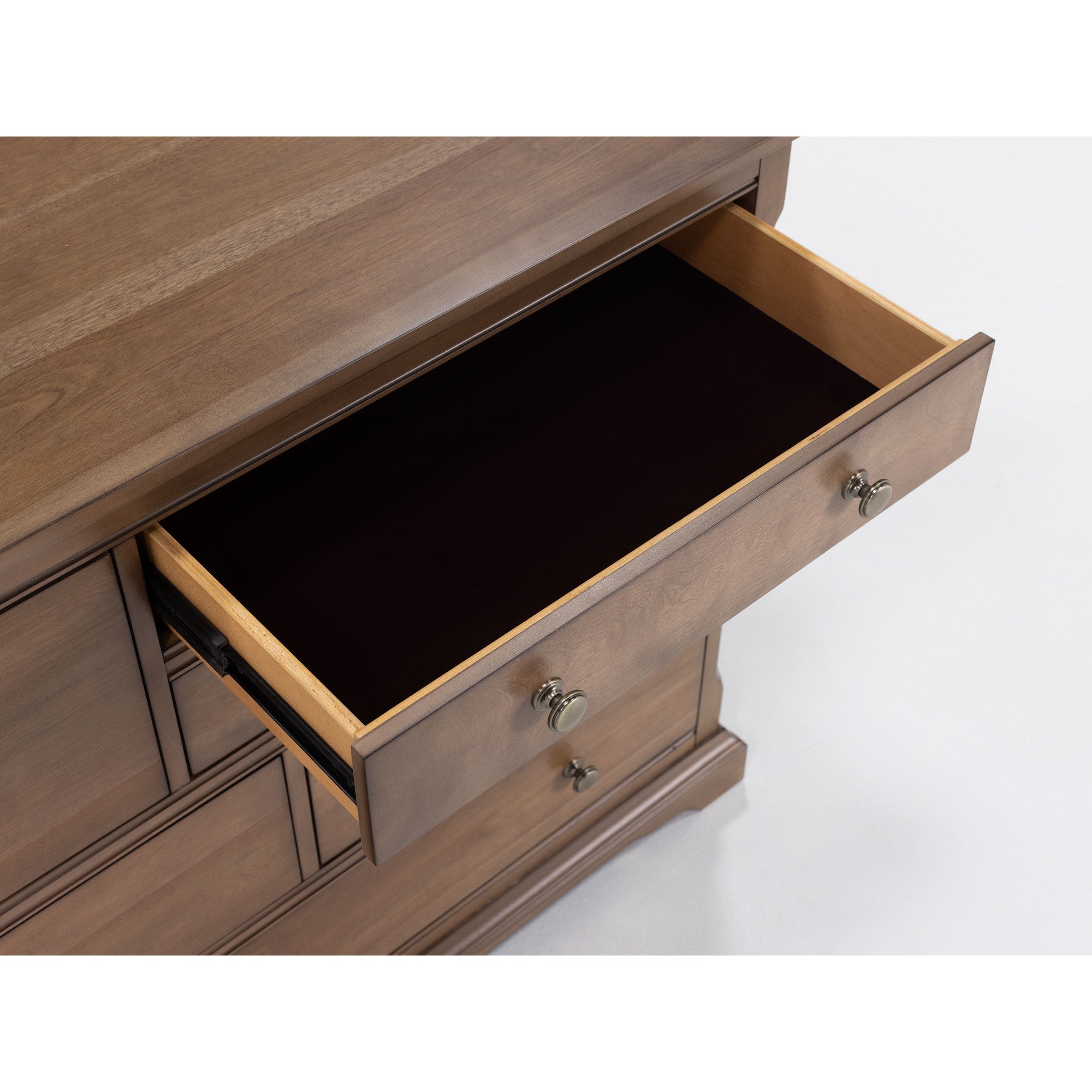 French Quarter 10 Drawer Dresser