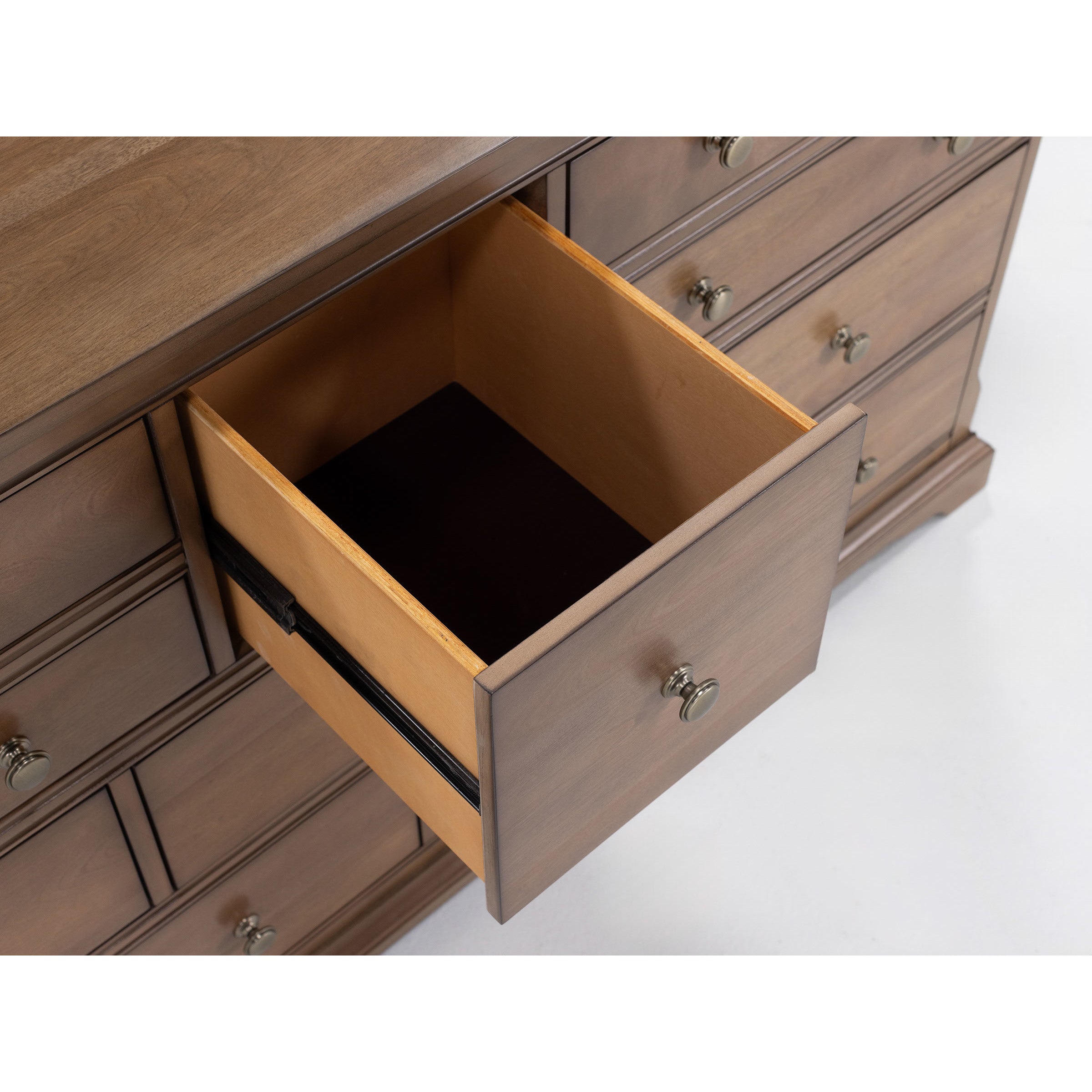 French Quarter 10 Drawer Dresser