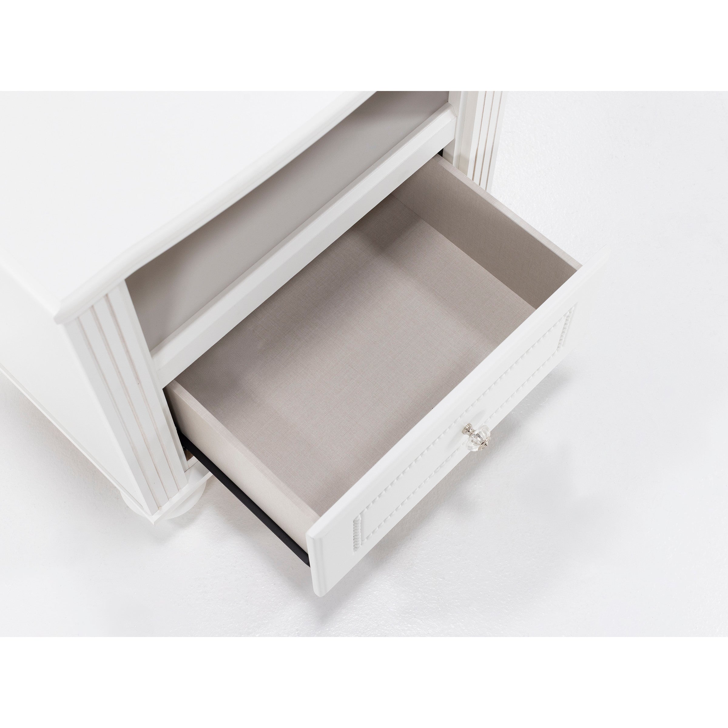 Lizzie Nightstand