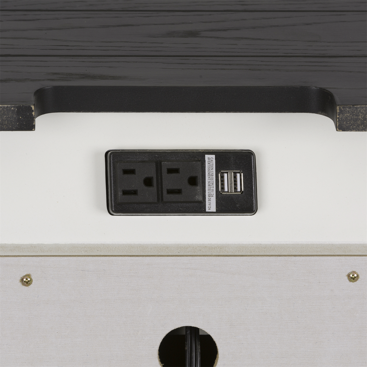 Allyson Park 3 Drw Nightstand