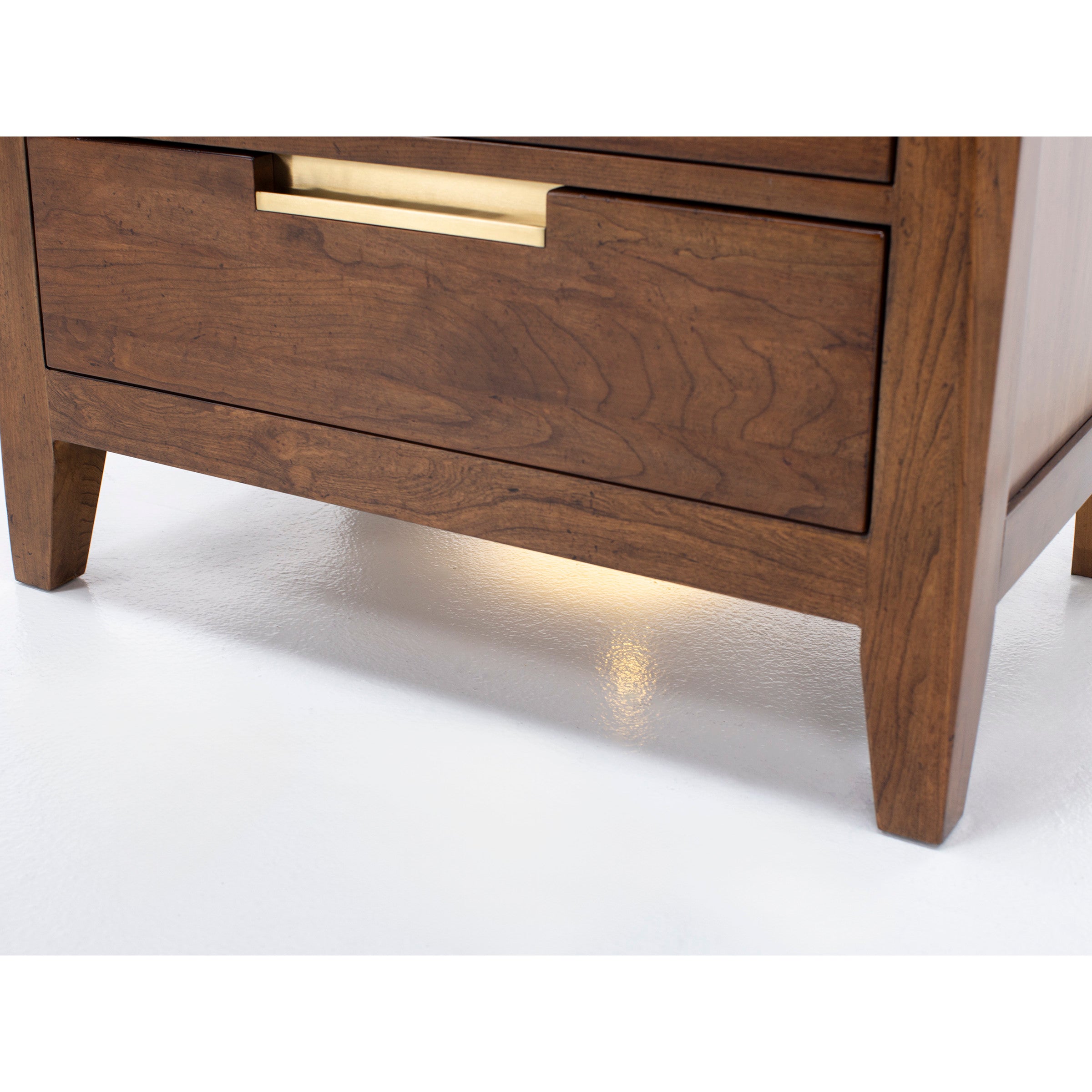Aspire 3 Drawer Nightstand In Aspire Cherry