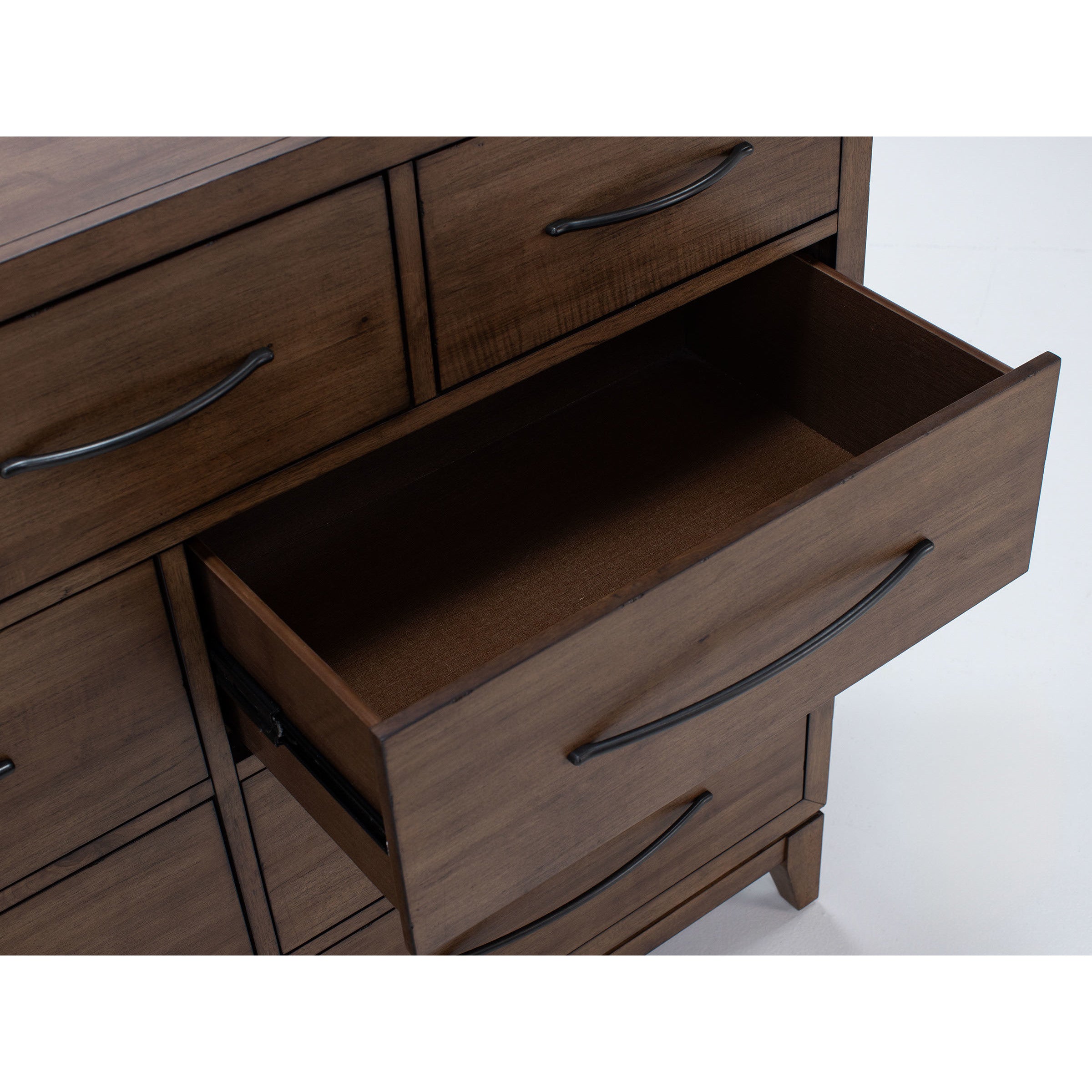 Vermont Nine Drawer Chesser