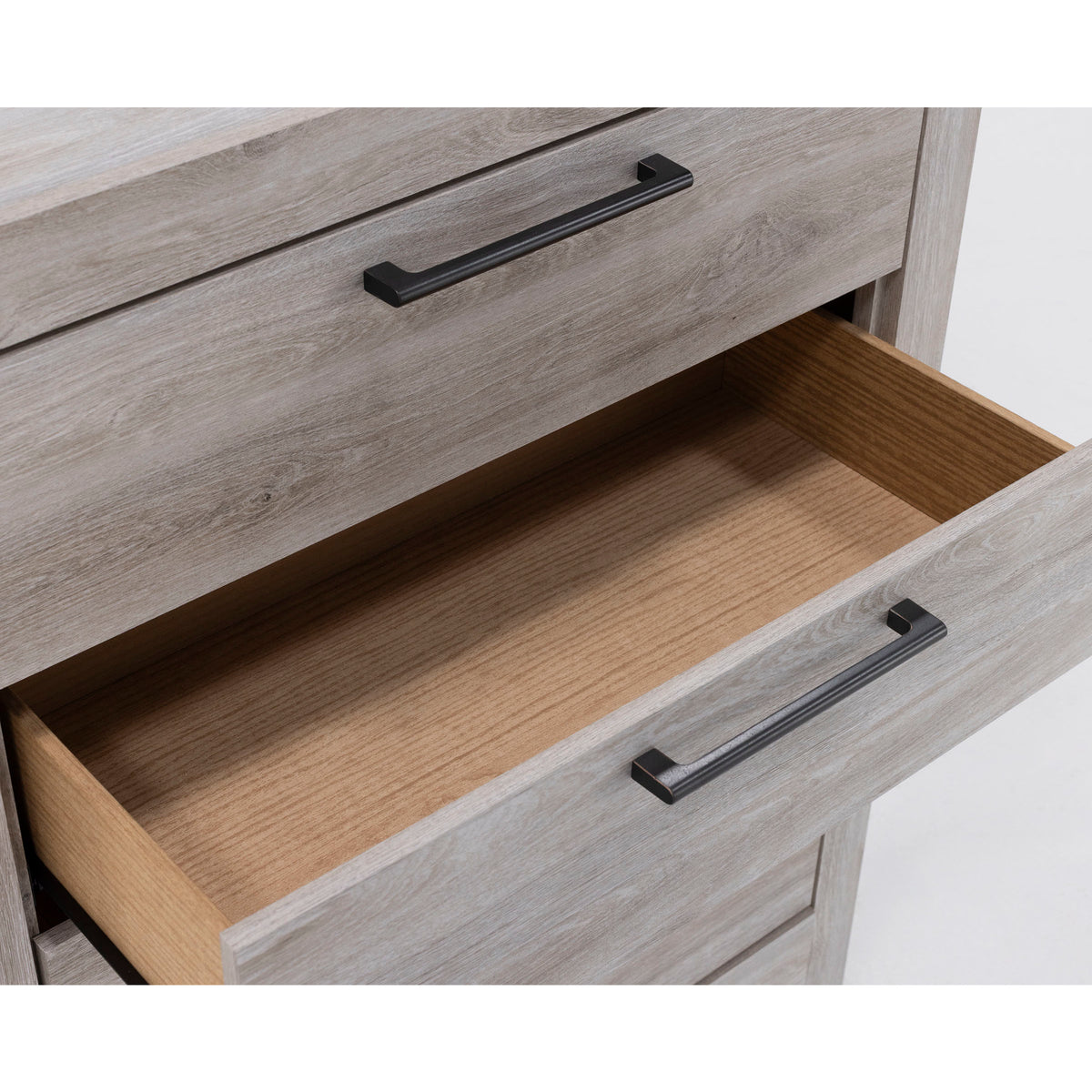 Essentials Chest