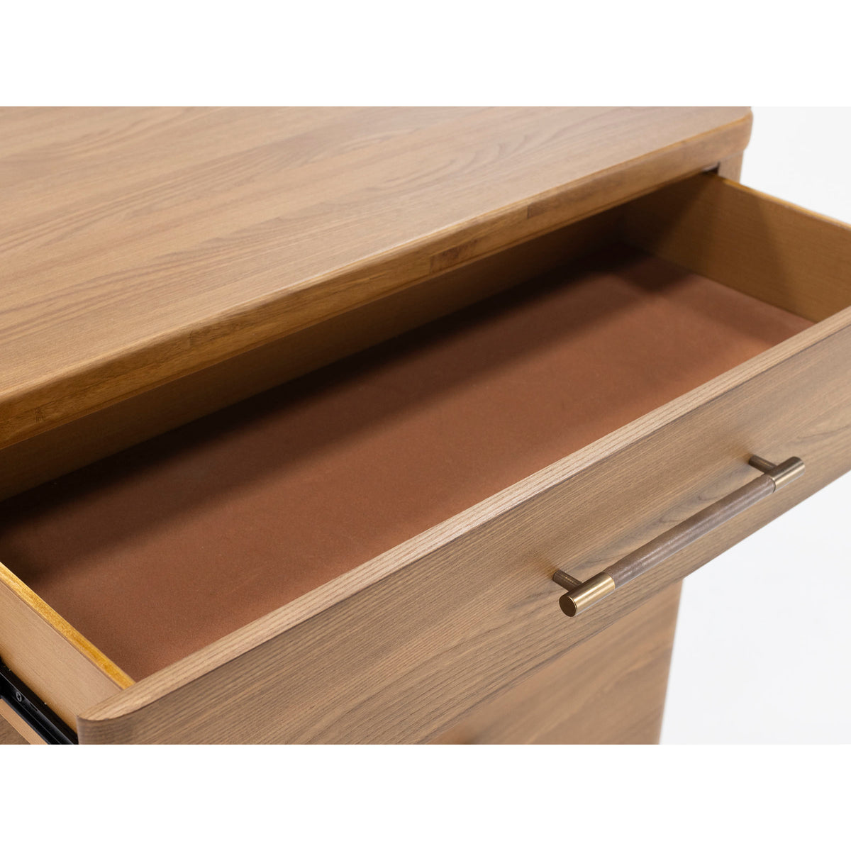 Harmony Chest
