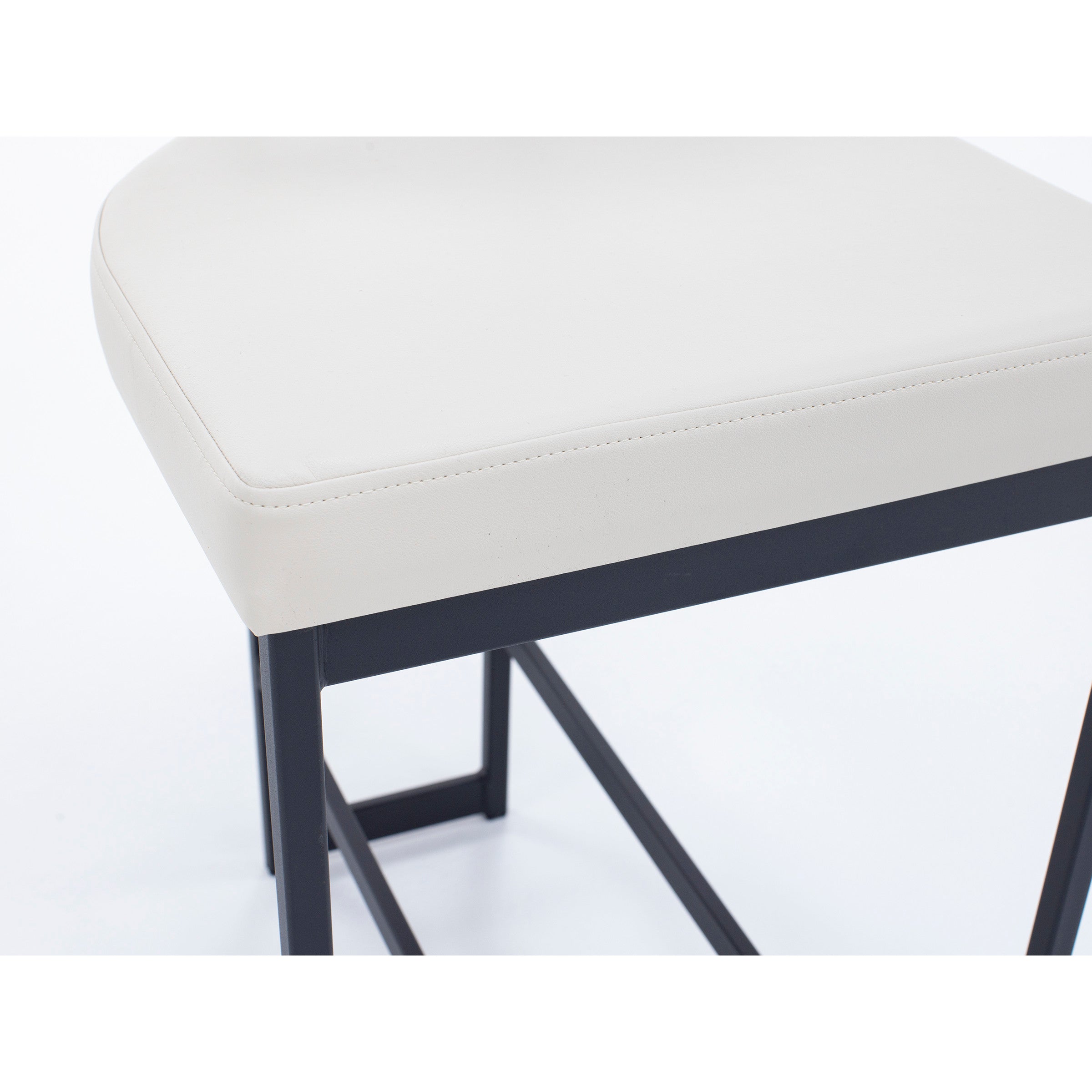 Lucas 26" Stool
