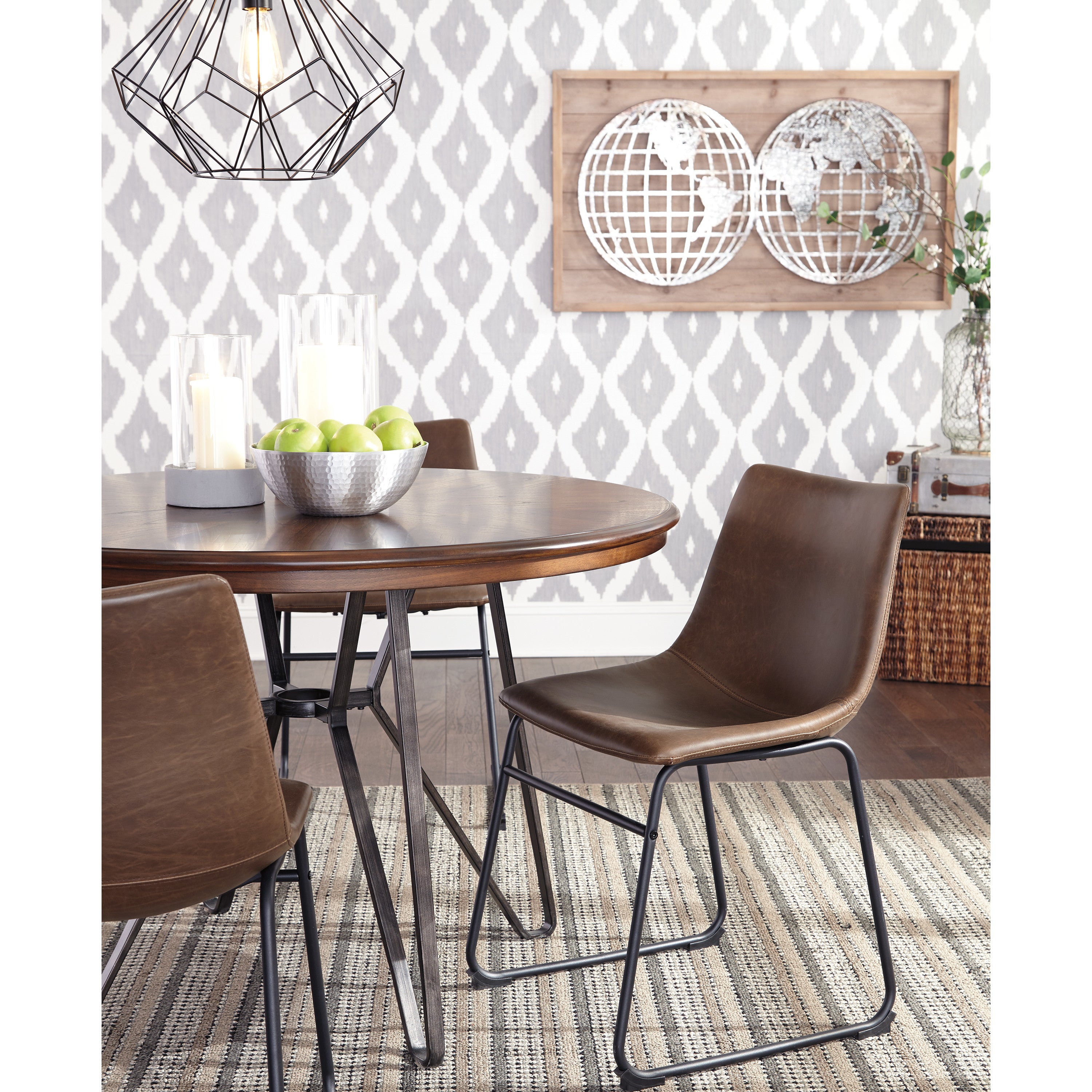 Leigh Side Chair