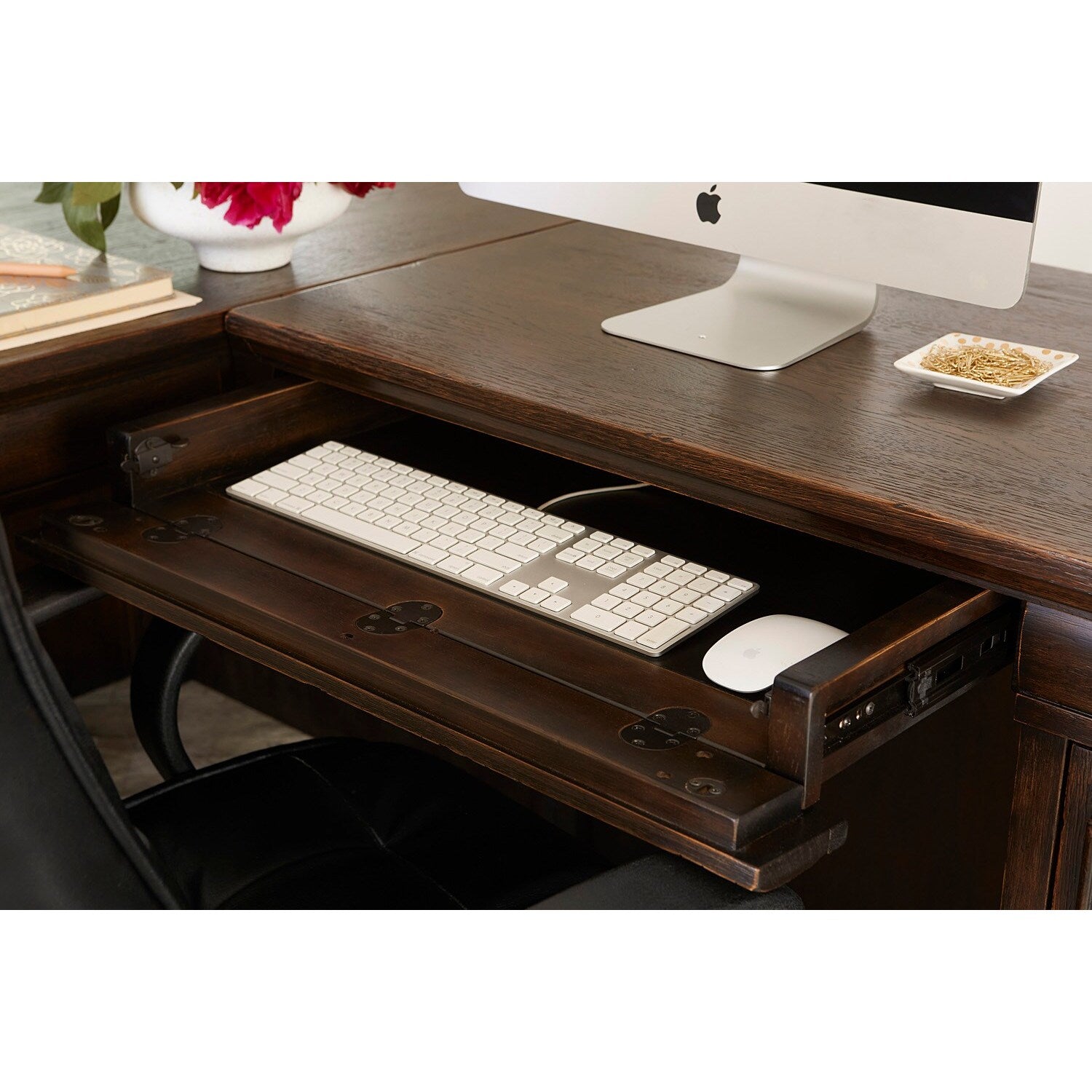 Madison L-Desk