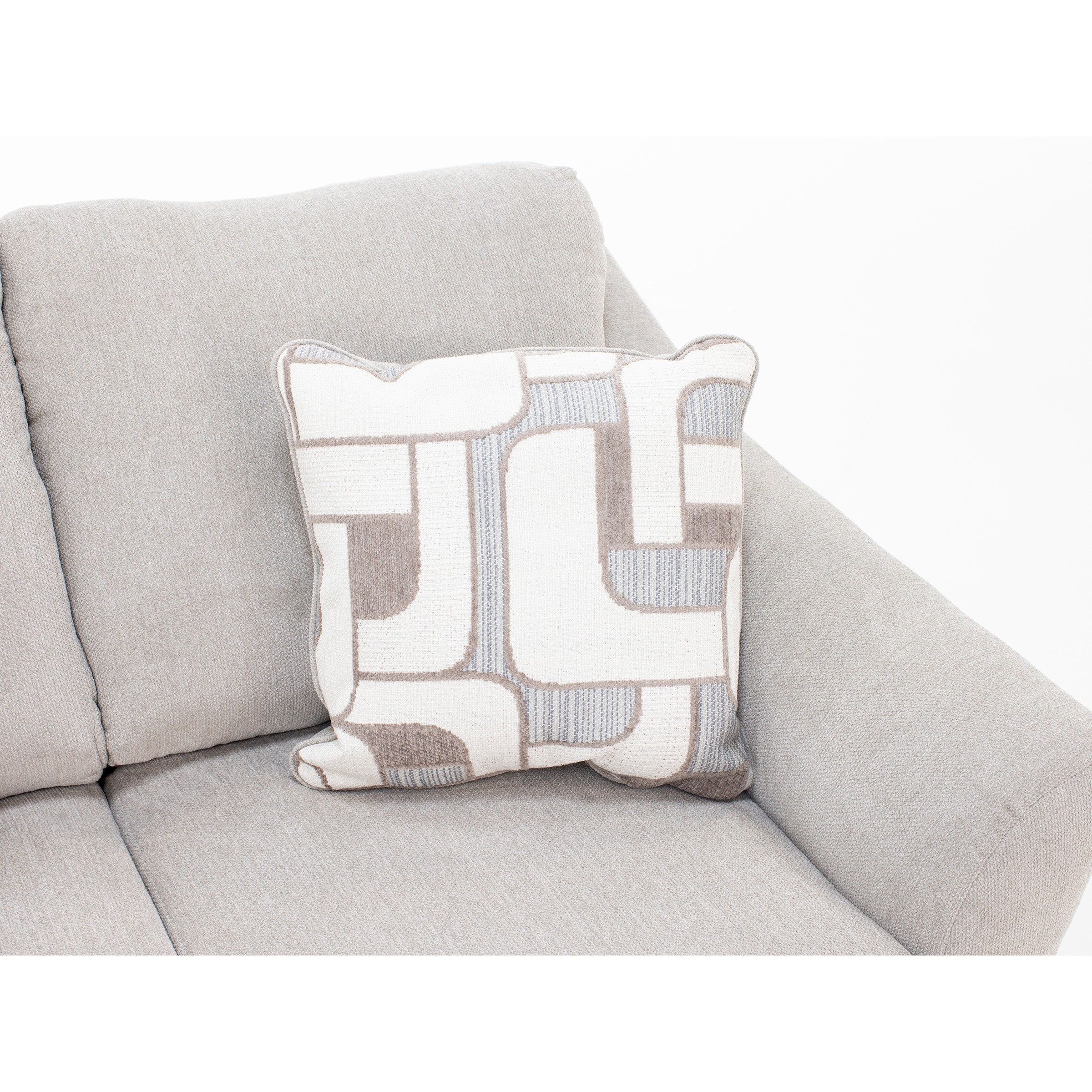 Willa Loveseat