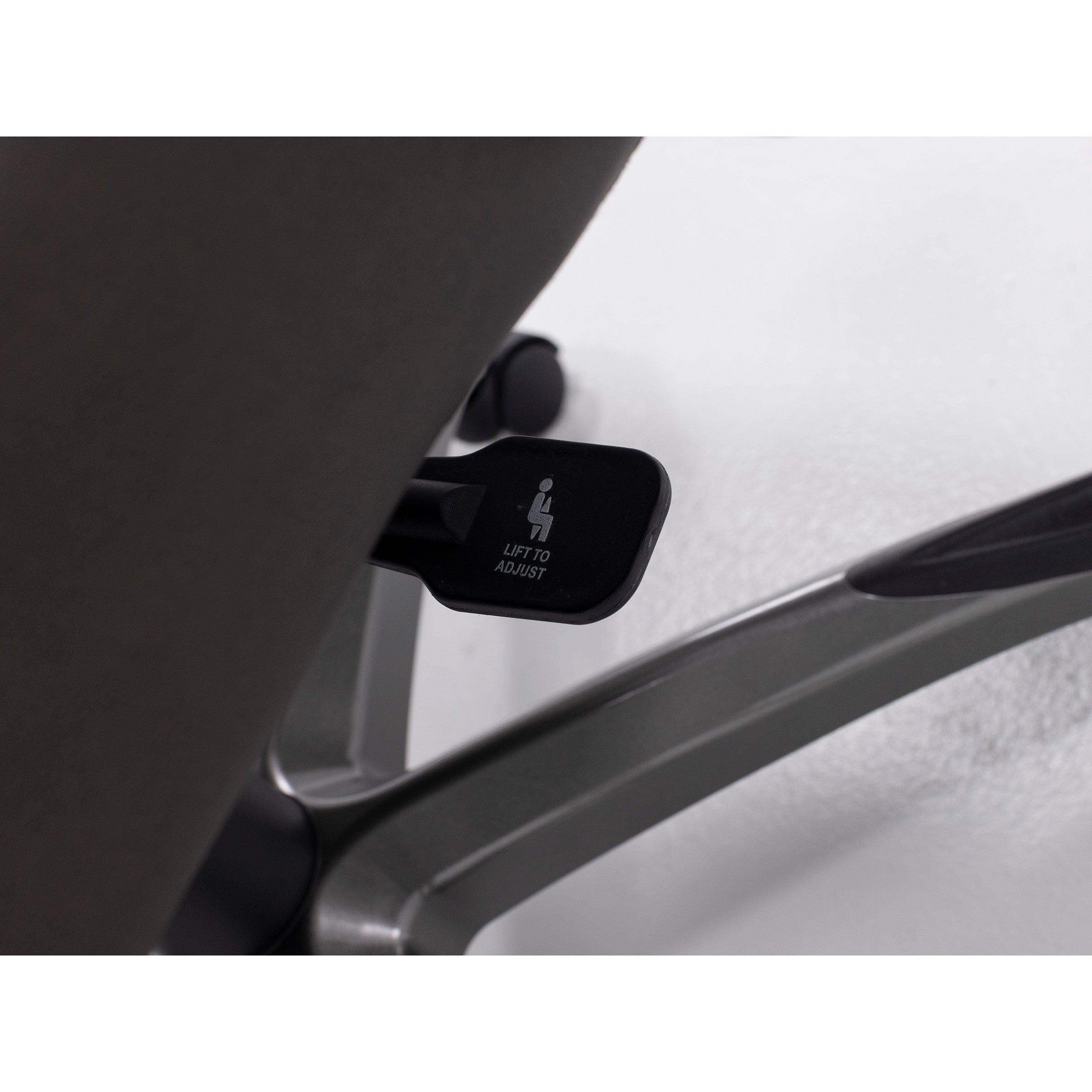 Hinged Arm Executive Chair