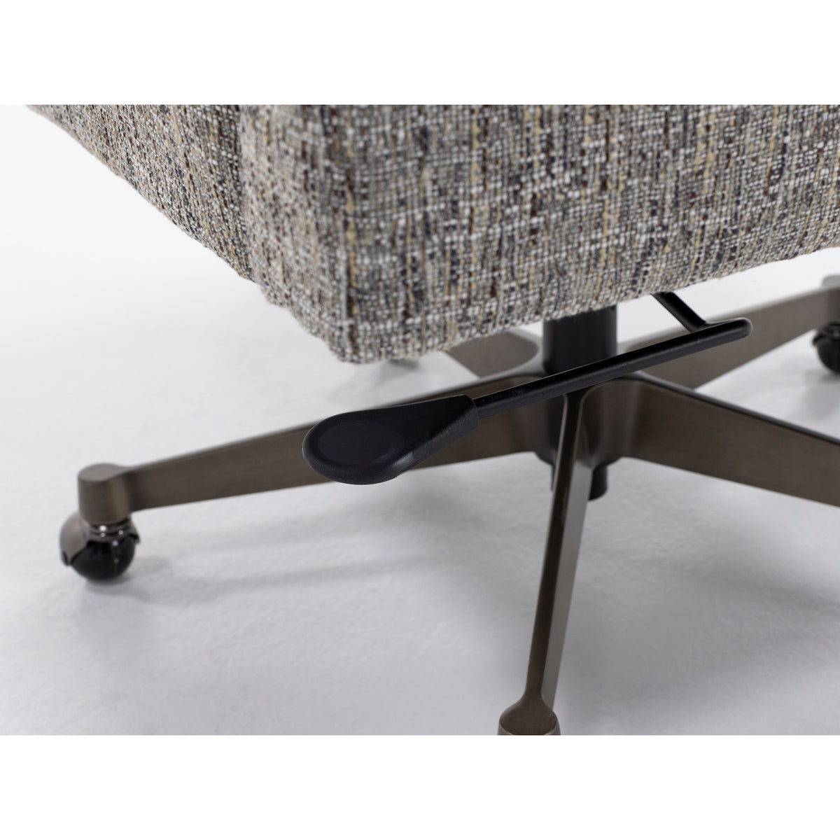 Quinn Desk Chair