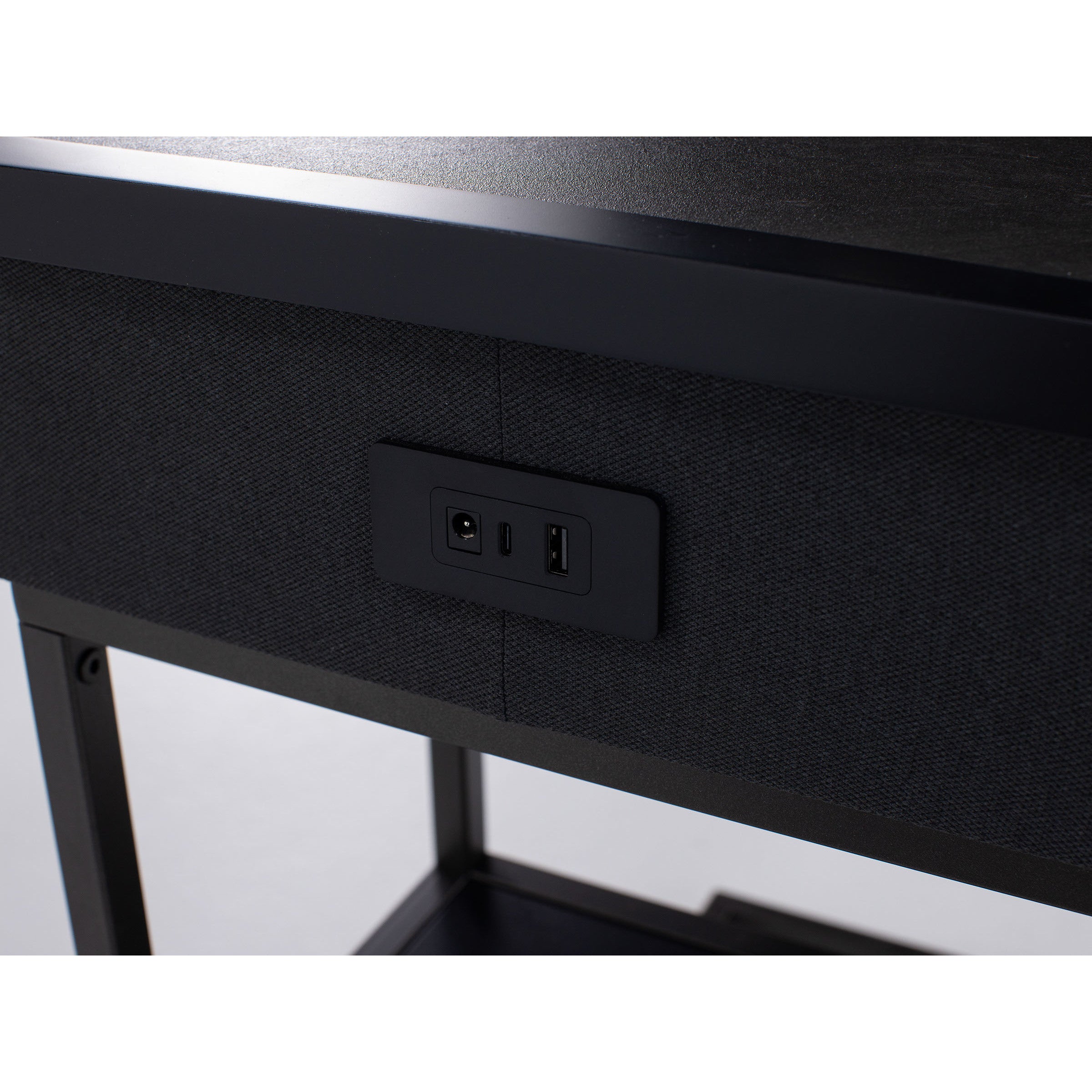 Halo Smart C-Table in Black