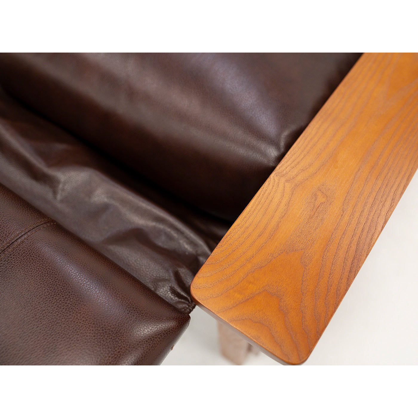 Direct DesignsÂ® Colton Leather Push Back High Leg Recliner