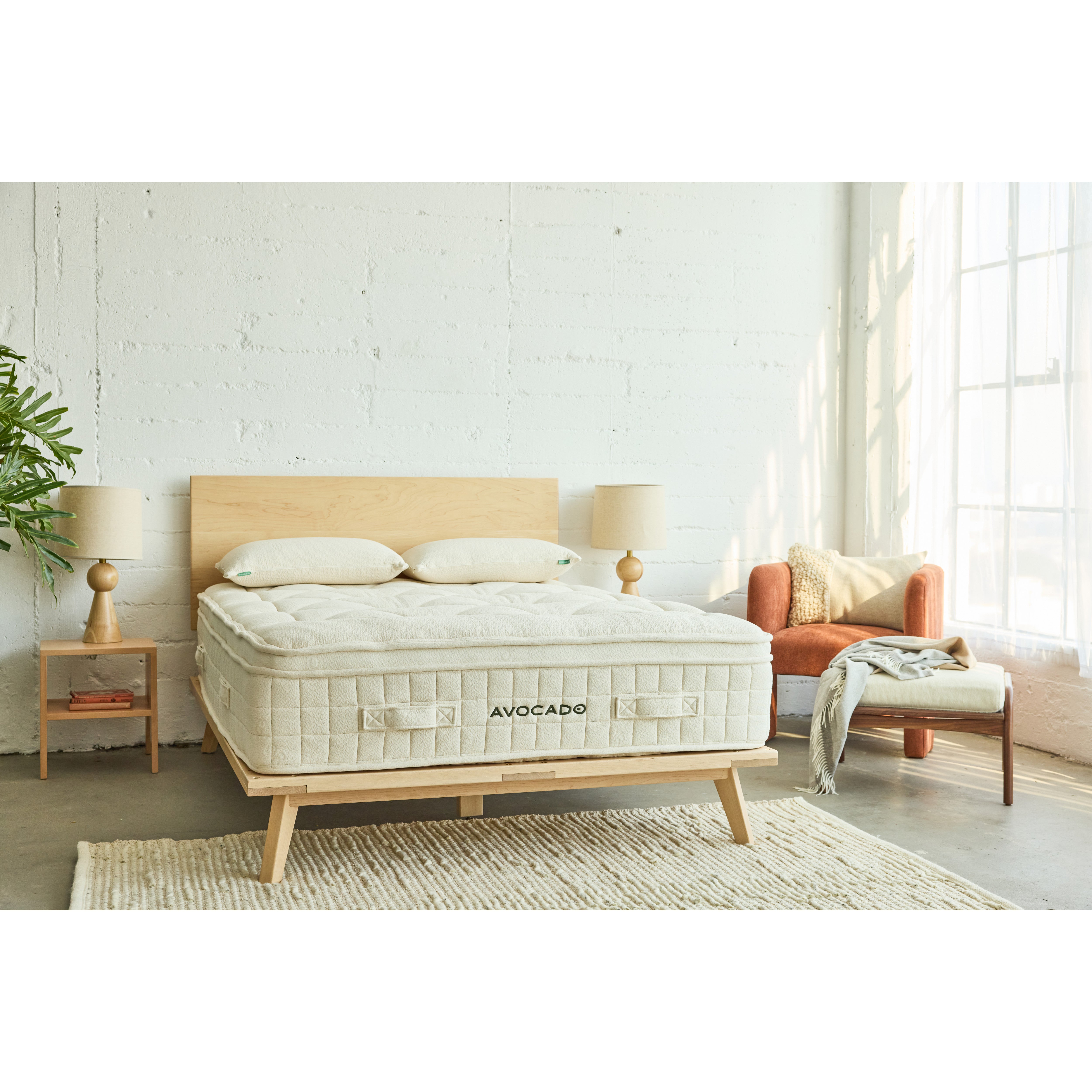 Avocado Luxury Organic Pillowtop Plush Mattress