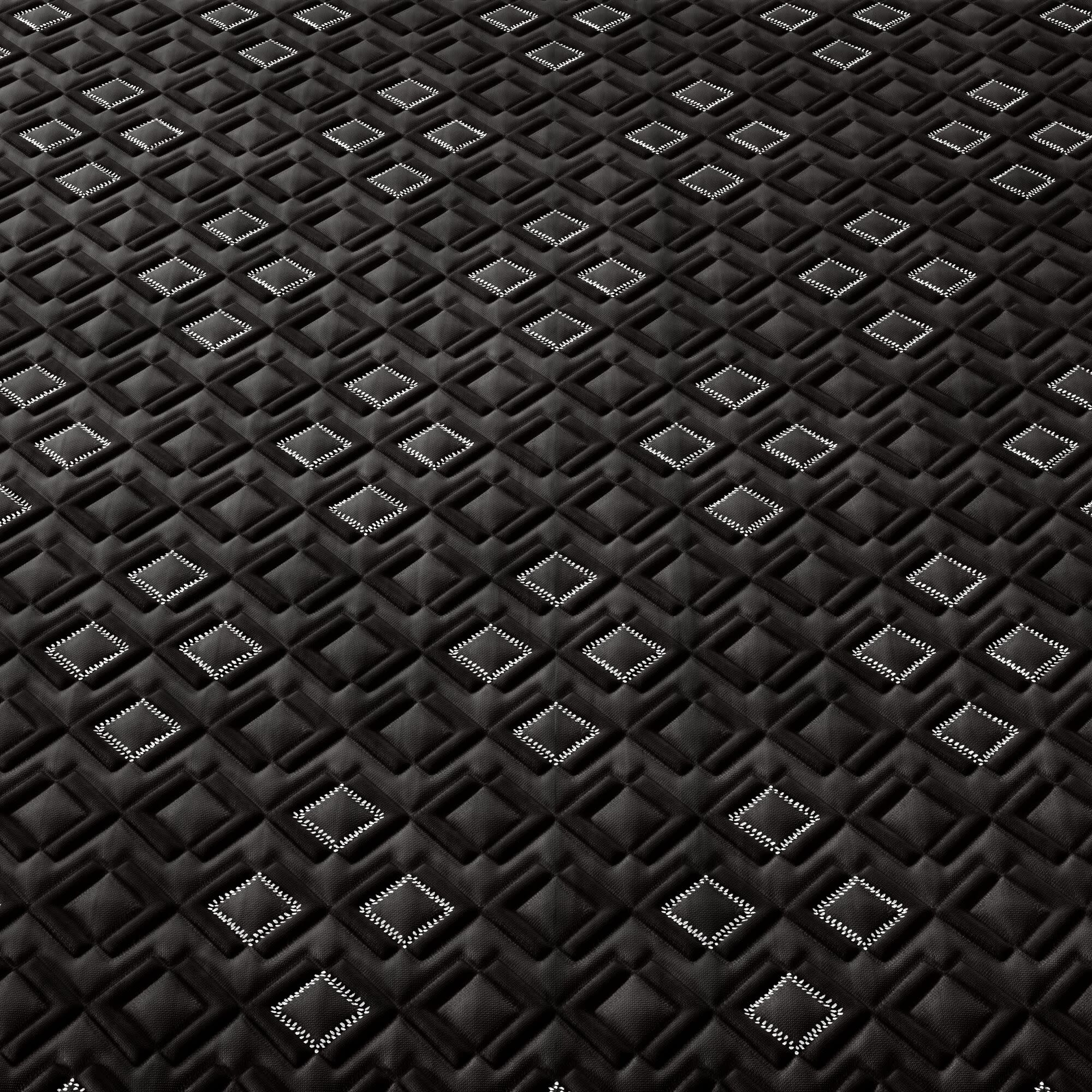Beautyrest Black Hybrid Series 3 XCS Firm